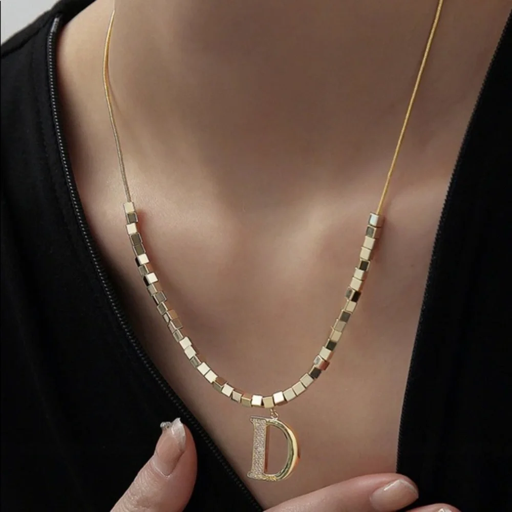 New necklace - Picture 1 of 2